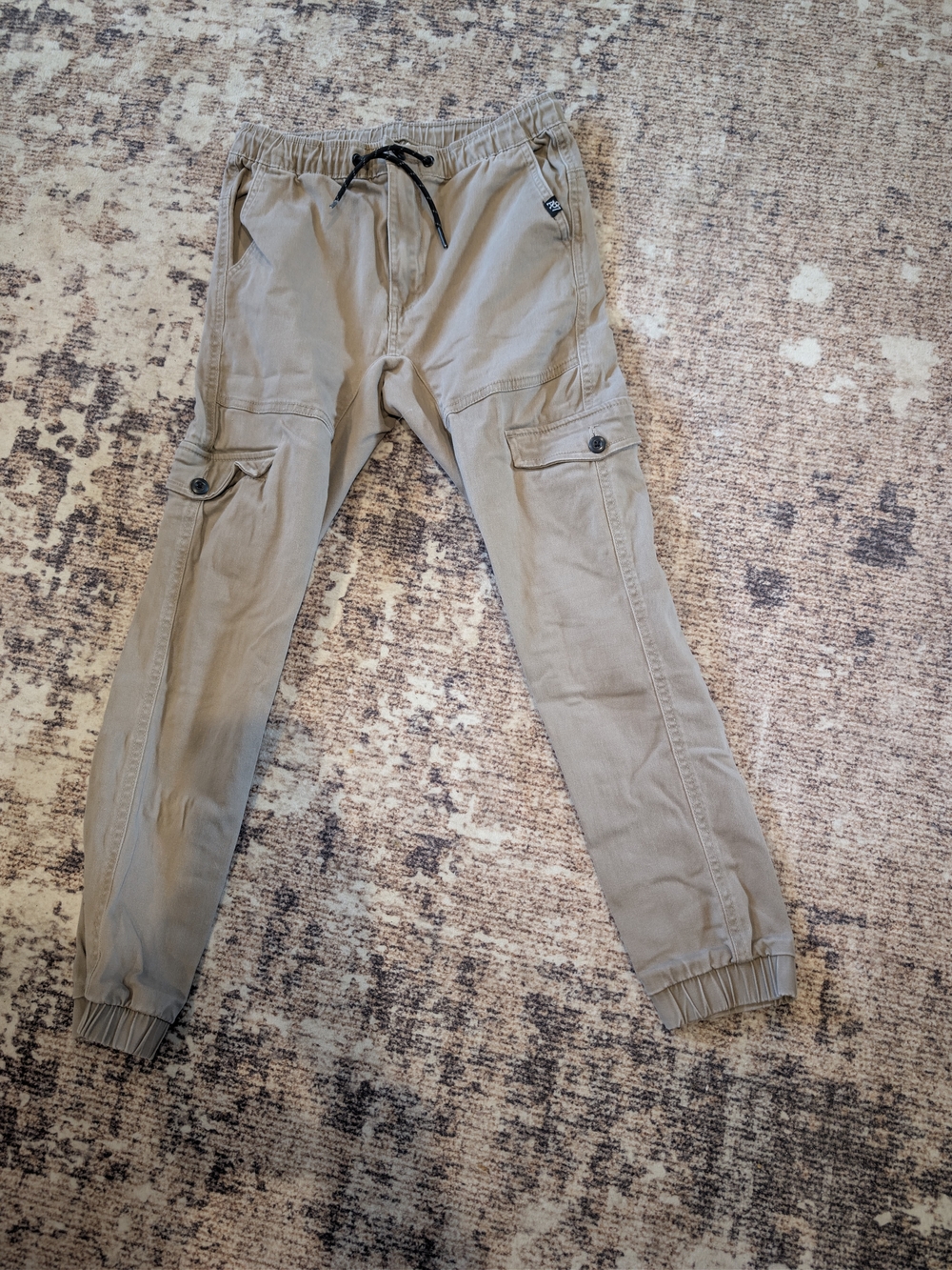 Aeropostale Tan Straight-Leg Cargo Pants